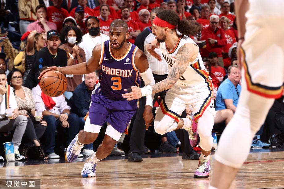 更将考验两 更将考验两