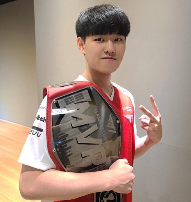 聪文组合在 聪文组合在